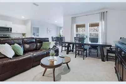 220 Abingdon Street, Azle, TX 76020 - Photo 5