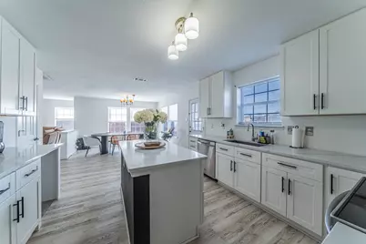 2216 La Salle Trail, Grand Prairie, TX 75052 - Photo 7