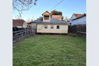 805 S Glenwood Boulevard, Tyler, TX 75701 - Photo 25