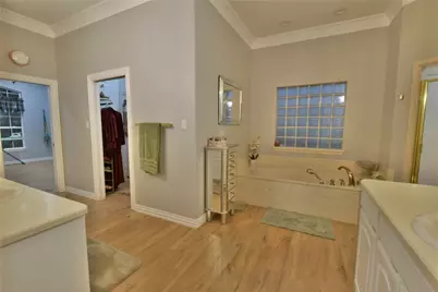 9908 Air Park Drive, Granbury, TX 76049 - Photo 13