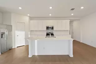 1016 Flameleaf Dr, Princeton, TX 75407 - Photo 3