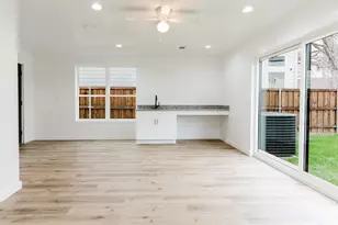 909 Bayonne St, Dallas, TX 75212 - Photo 3