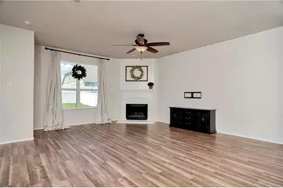 9101 Cranston Court, Providence Village, TX 76227 - Photo 7