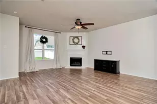 9101 Cranston Ct, Providence Village, TX 76227 - Photo 7