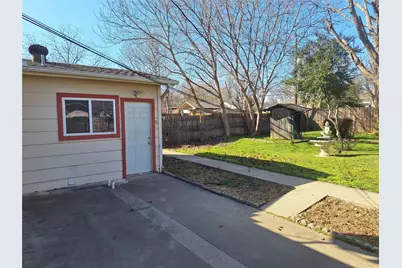 740 Thomas Avenue, Hurst, TX 76053 - Photo 15