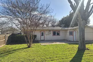 740 Thomas Ave, Hurst, TX 76053 - Photo 13