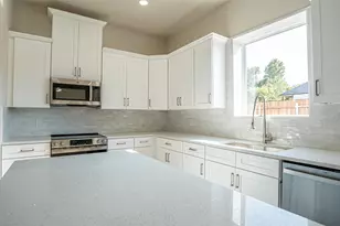 5426 Van Horn Dr, Granbury, TX 76048 - Photo 13