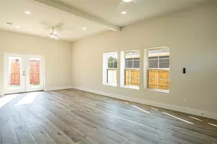 5426 Van Horn Dr, Granbury, TX 76048 - Photo 5