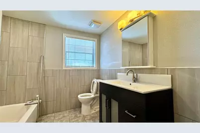 2618 Lakewood Drive, Wills Point, TX 75169 - Photo 9