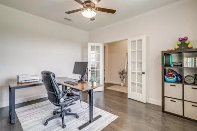 340 Sanger Drive, Springtown, TX 76082 - Photo 7