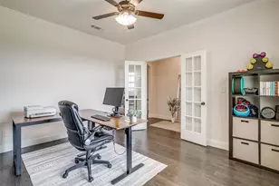 340 Sanger Dr, Springtown, TX 76082 - Photo 7