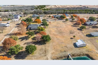 801 Westshore Drive, Saint Paul, TX 75098 - Photo 13