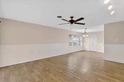 729 W Cheryl Avenue, Hurst, TX 76053 - Photo 11