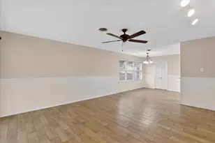 729 W Cheryl Ave, Hurst, TX 76053 - Photo 11