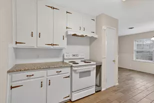 729 W Cheryl Ave, Hurst, TX 76053 - Photo 15