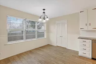 729 W Cheryl Ave, Hurst, TX 76053 - Photo 19