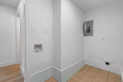 8842 Donnybrook Lane, Dallas, TX 75217 - Photo 17