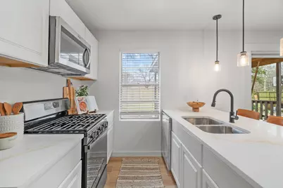 8842 Donnybrook Lane, Dallas, TX 75217 - Photo 7