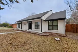 712 W Five Mile Pkwy, Dallas, TX 75224 - Photo 3