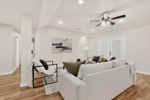 712 W Five Mile Pkwy, Dallas, TX 75224 - Photo 7