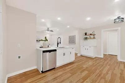 712 W Five Mile Parkway, Dallas, TX 75224 - Photo 11