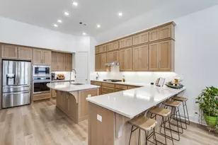 306 Hidden Creek Pkwy, Van Alstyne, TX 75495 - Photo 11