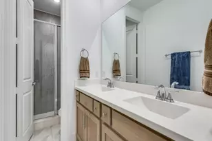 306 Hidden Creek Pkwy, Van Alstyne, TX 75495 - Photo 17