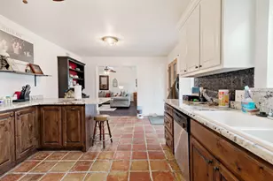 835 39th St SE, Paris, TX 75462 - Photo 9