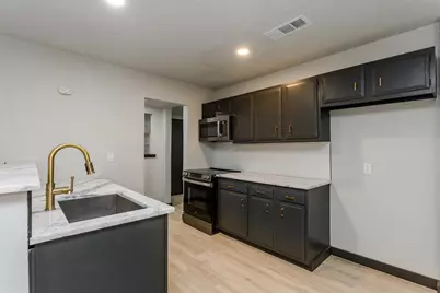 4520 Geddes Avenue, Fort Worth, TX 76107 - Photo 11