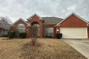 10107 Norman Ct, Irving, TX 75063 - Photo 1