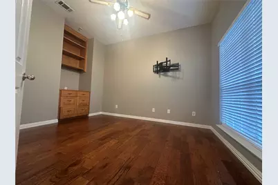 10107 Norman Court, Irving, TX 75063 - Photo 23