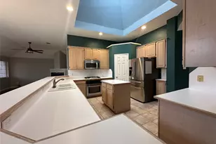 10107 Norman Ct, Irving, TX 75063 - Photo 11