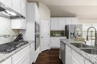 7513 W Fork Ln, McKinney, TX 75071 - Photo 3