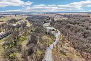 189 Co Rd 4767, Boyd, TX 76023 - Photo 33