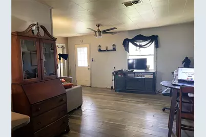 315 S 11th Avenue, Teague, TX 75860 - Photo 5