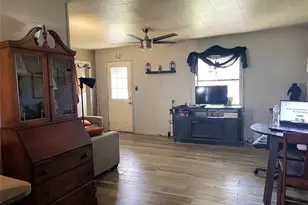 315 S 11th Ave, Teague, TX 75860 - Photo 5