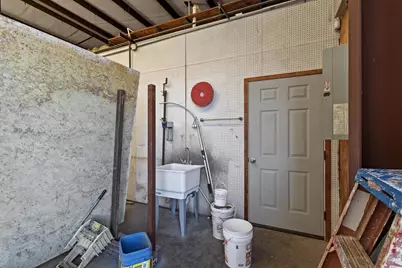1301 W Sam Rayburn Drive, Bonham, TX 75418 - Photo 27