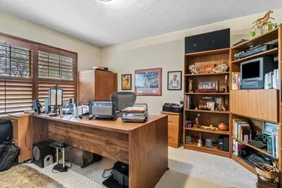 6319 Lake Bluff Drive, Dallas, TX 75249 - Photo 9