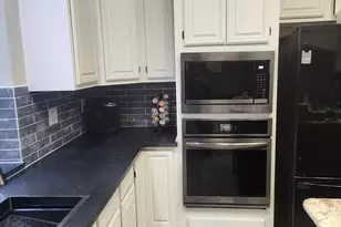 6319 Lake Bluff Dr, Dallas, TX 75249 - Photo 7