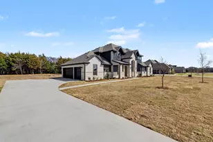 7041 Champion Rd, Midlothian, TX 76065 - Photo 3