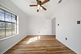 697 Co Rd 166, Whitesboro, TX 76273 - Photo 21