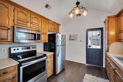 304 Floyd Street, Waxahachie, TX 75165 - Photo 7