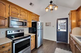 304 Floyd St, Waxahachie, TX 75165 - Photo 7