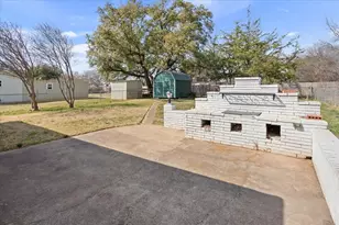 1309 W 10th St, McGregor, TX 76657 - Photo 25
