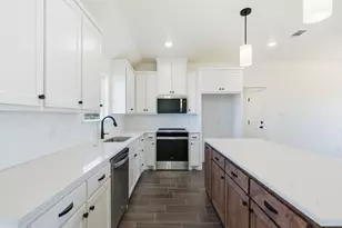 248 Yawney Dr, Lipan, TX 76462 - Photo 5