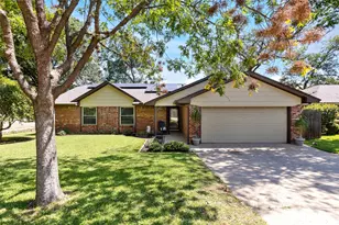 4911 Trails Edge Dr, Arlington, TX 76017 - Photo 1