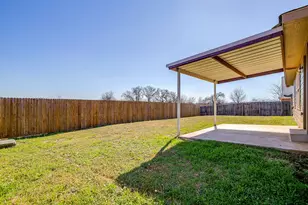 2417 Buffalo Run, Burleson, TX 76028 - Photo 19