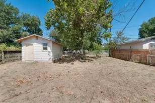 725 W Brock St, Denison, TX 75020 - Photo 17