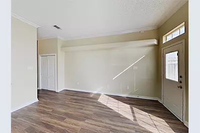 1362 Meadow Creek Drive, Lancaster, TX 75146 - Photo 3