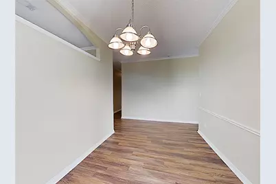 1362 Meadow Creek Drive, Lancaster, TX 75146 - Photo 13